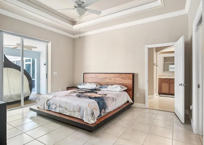 The New Diamond In Naples