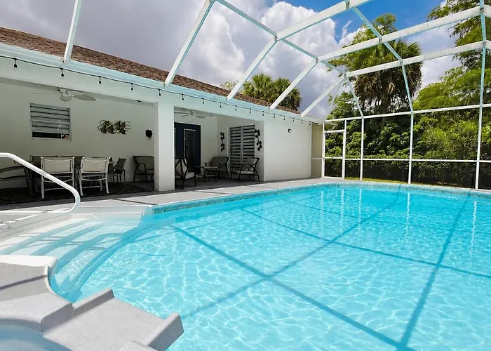Private Finca On 2 Acres With Pool